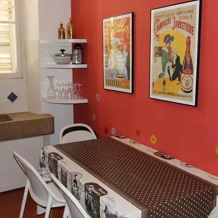 Spacieux Rue D'antibes 公寓 *